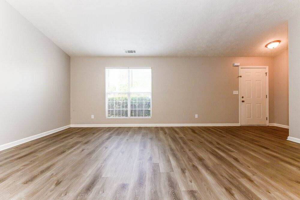 6394 Alford Cir - Photo 6 of 17