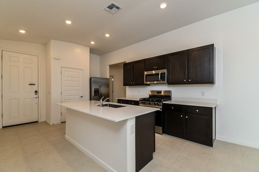 10336 W Harper St - Photo 6 of 16