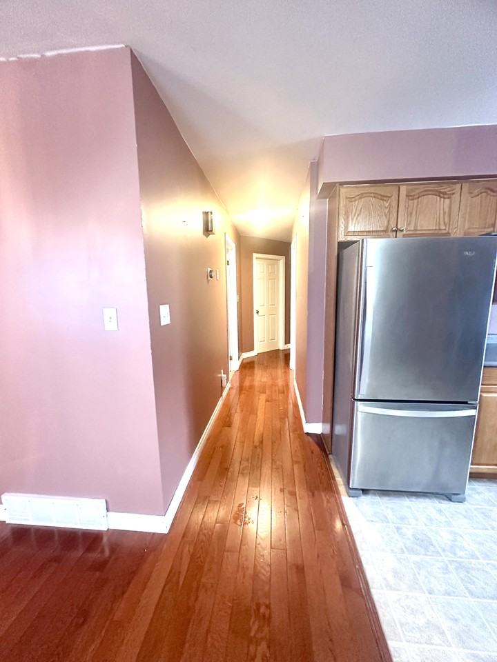 4233 Northwood Lakes Drive - Photo 4 of 22