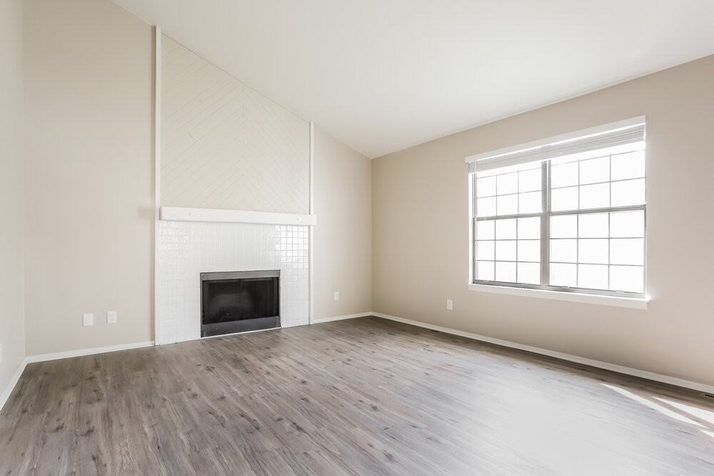 17497 E Grand Dr - Photo 5 of 18