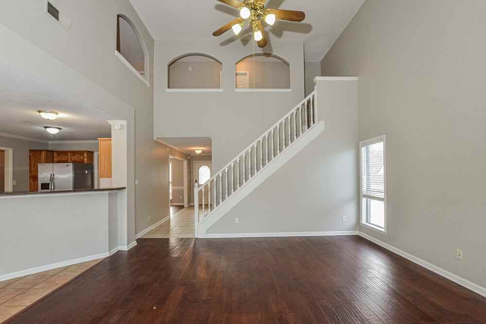 1456 Albon Dr - Photo 5 of 17