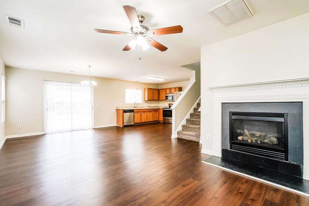 6037 Ladish Ln - Photo 5 of 17