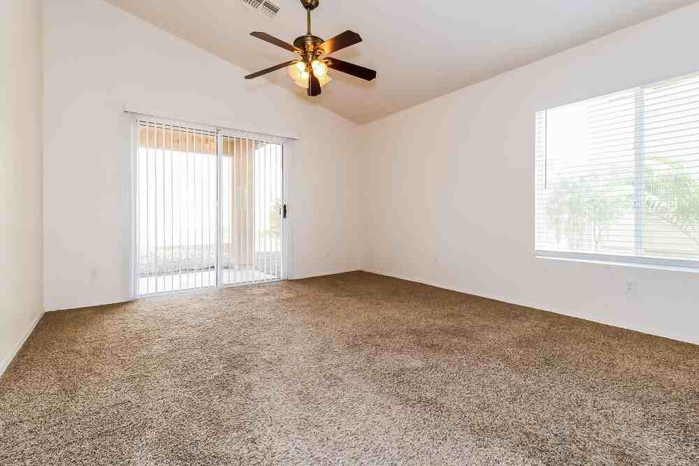 22332 W Lasso Ln - Photo 6 of 16