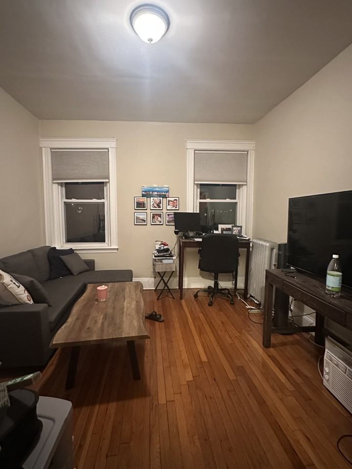 1192 Commonwealth Ave #23