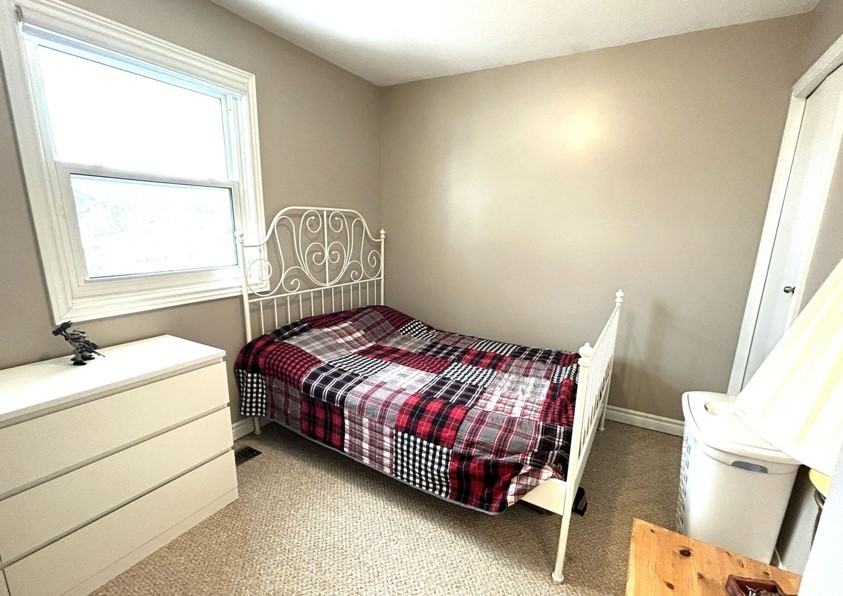 630 Victoria Street - Photo 4 of 5