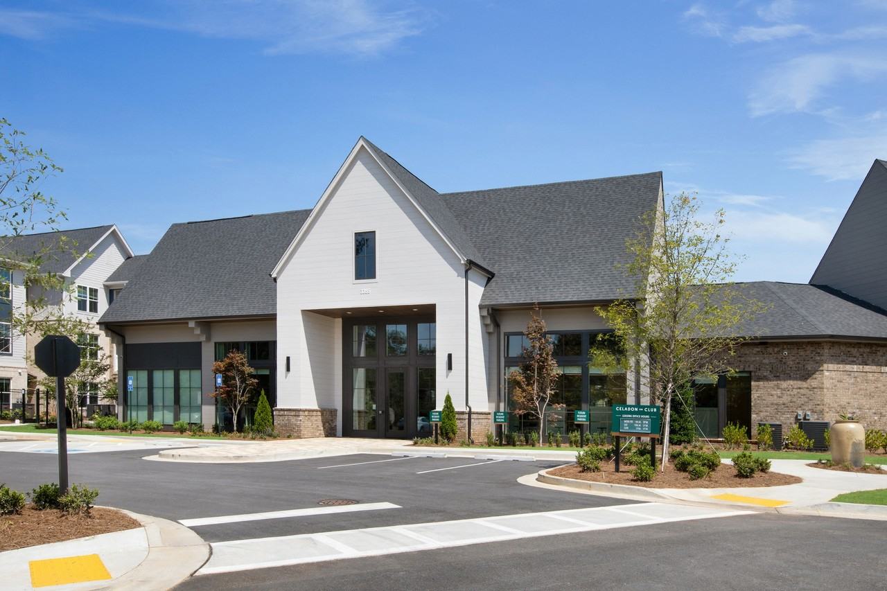 Celadon on Club Apartments - Photo 3 of 49