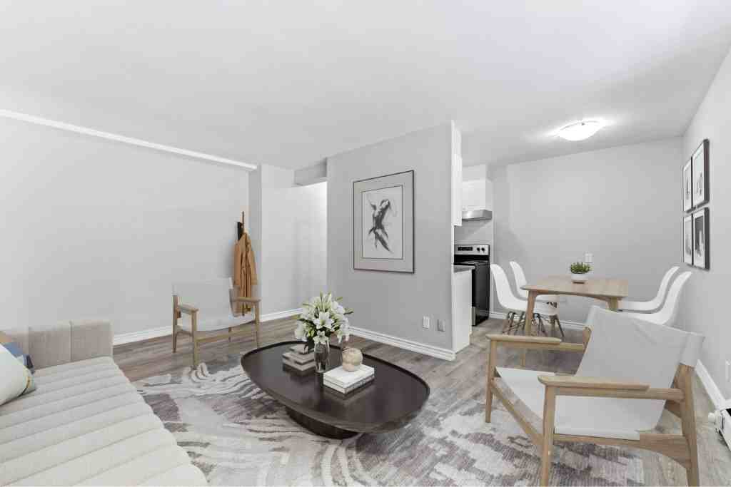 383 Princess Avenue - Photo 2 of 7