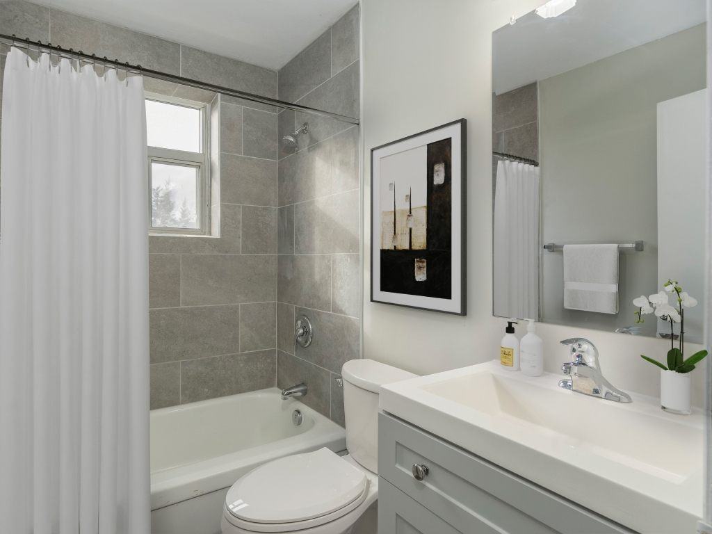 1324-1332 Monterey Avenue - Photo 5 of 7