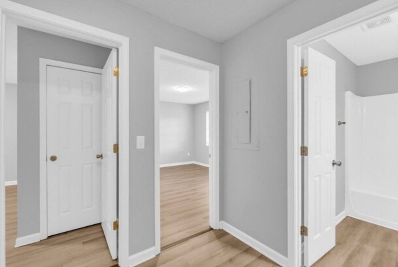 125 Berlin St - Photo 6 of 9