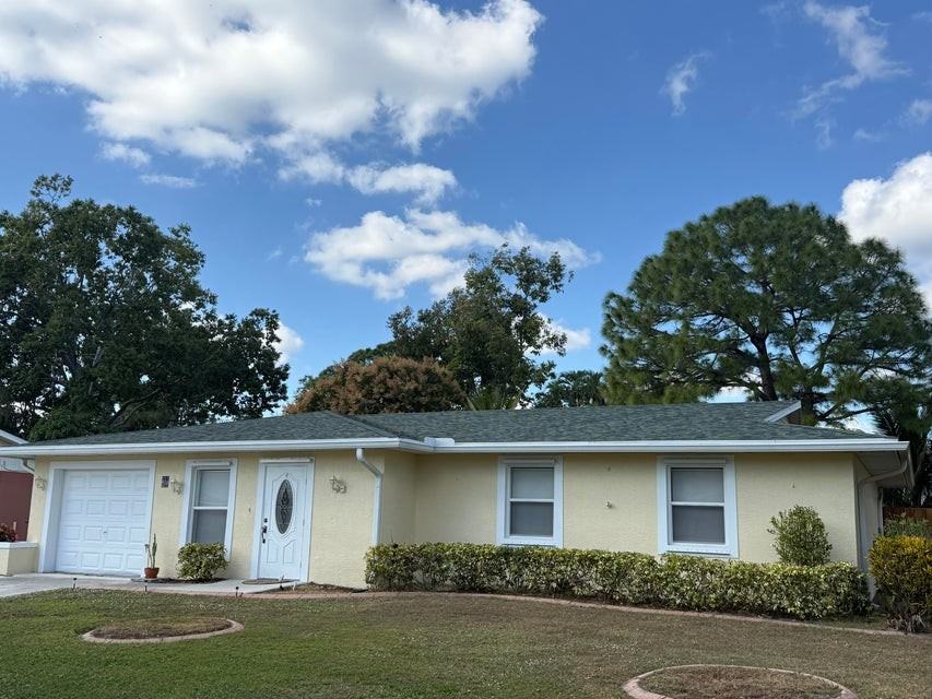 486 Northeast Solida Circle - Photo 2 of 33