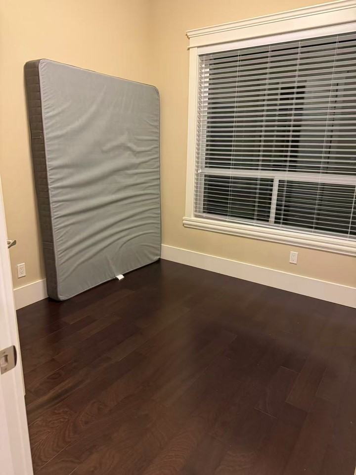 6891 Camsell Crescent - Photo 3 of 6