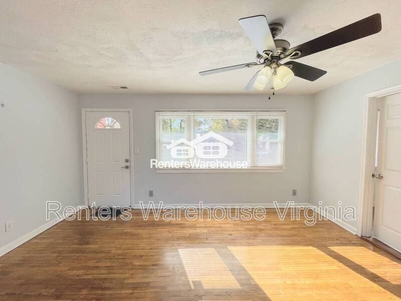 4940 Erskine St - Photo 3 of 26