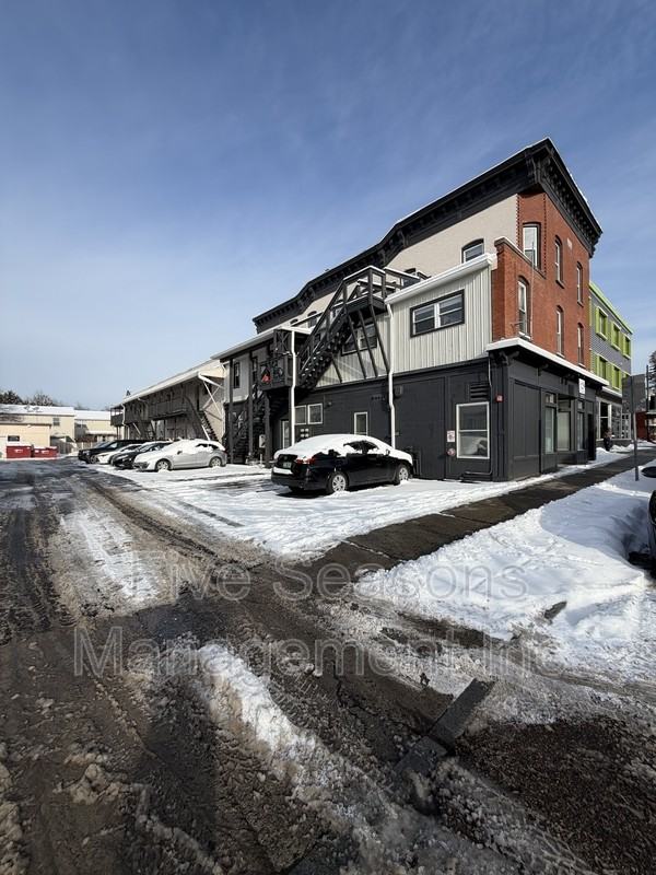 194 North St - Photo 2 of 17