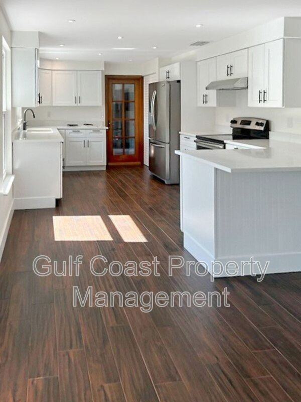 3405 66th Street Ct W - Photo 2 of 14