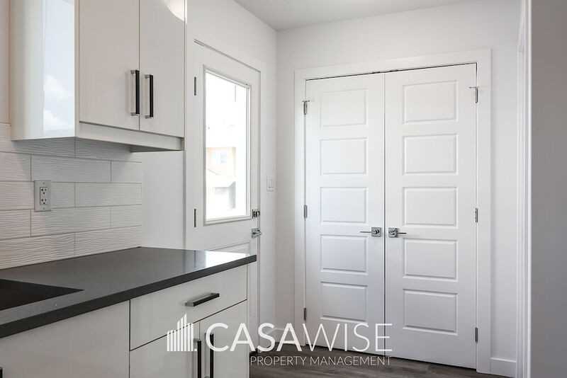 6548 175 Ave Nw - Photo 5 of 18