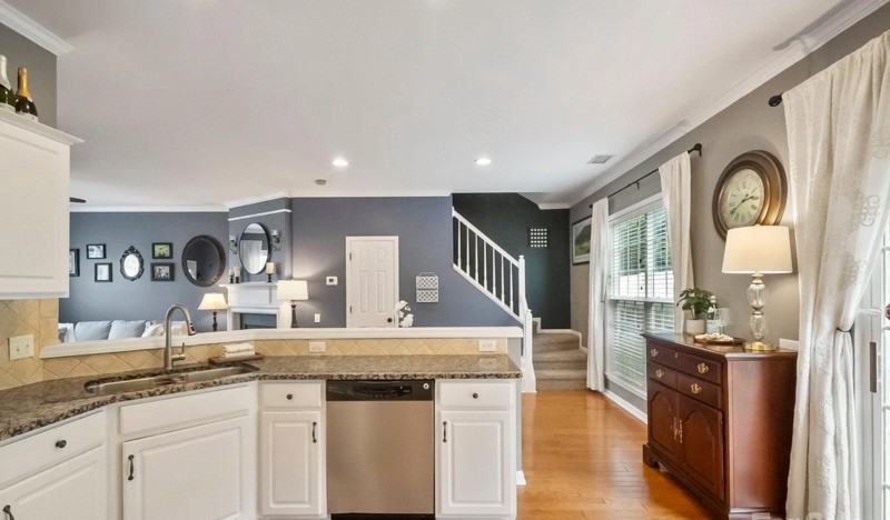 2143 Kaybird Ln - Photo 7 of 26