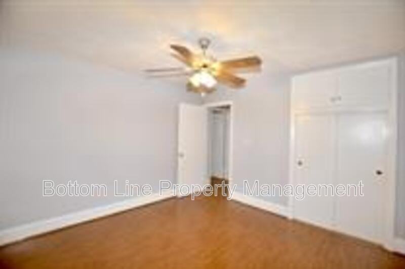 4120 Leeds Dr - Photo 7 of 32