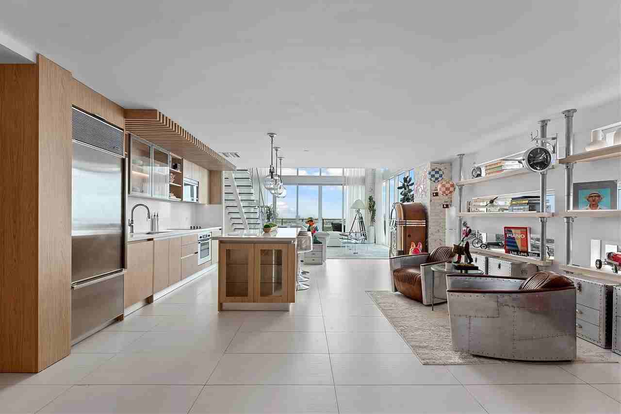 NE 11th St & Biscayne Blvd - Photo 4 of 21