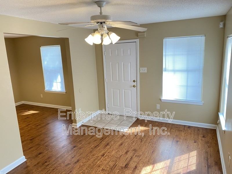 7162 Charlton Way - Photo 5 of 32