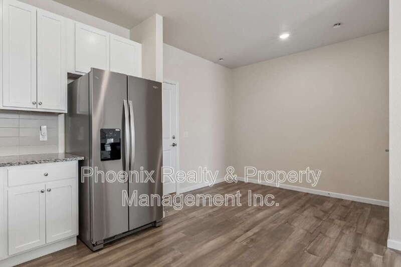 192 Ambrose St - Photo 6 of 17