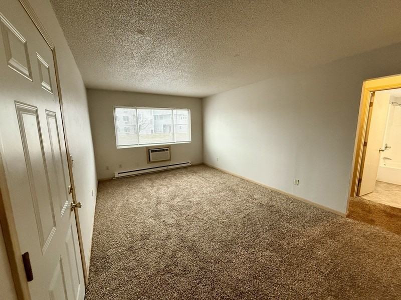 110 Harbet Ave Nw #3 - Photo 2 of 12