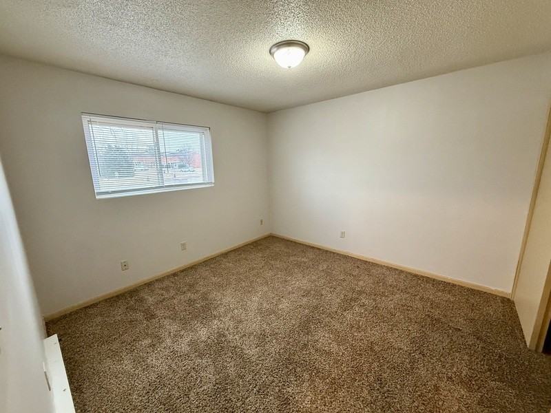 110 Harbet Ave Nw #3 - Photo 6 of 12