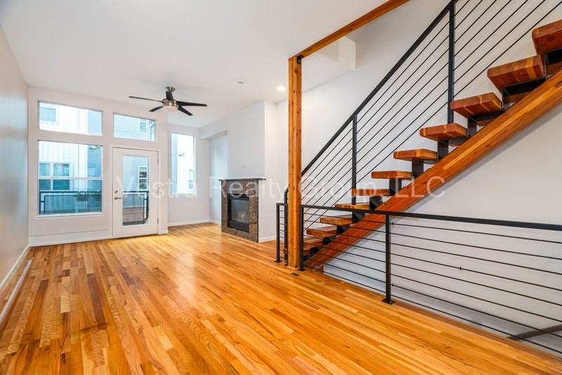 2680 Blake St - Photo 3 of 23