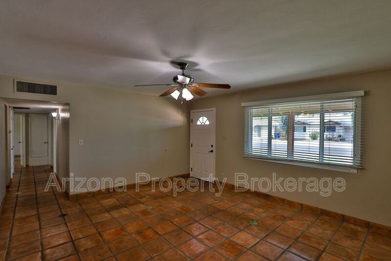 1321 E Don Carlos Ave - Photo 6 of 25