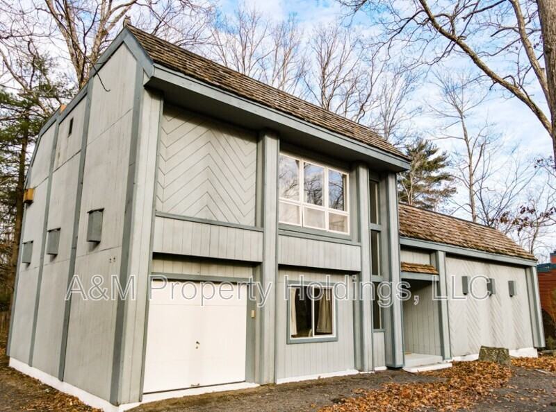 3120 Greenbriar Dr - Photo 3 of 35