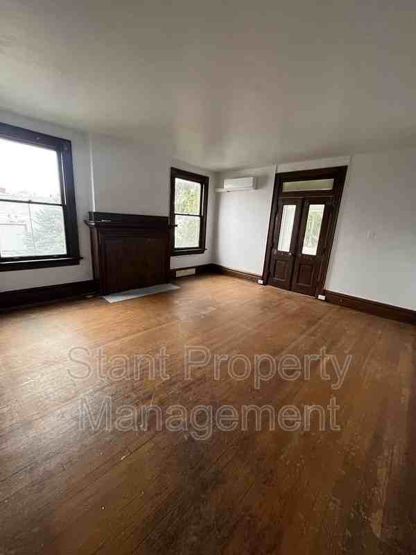 196 Miller Ave #D - Photo 3 of 12