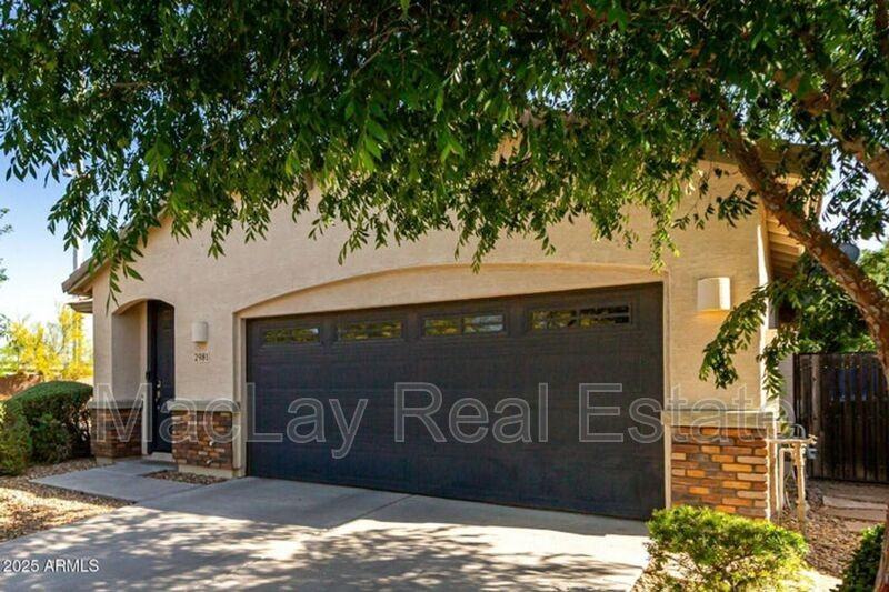 2981 E Nighthawk Way - Photo 3 of 25