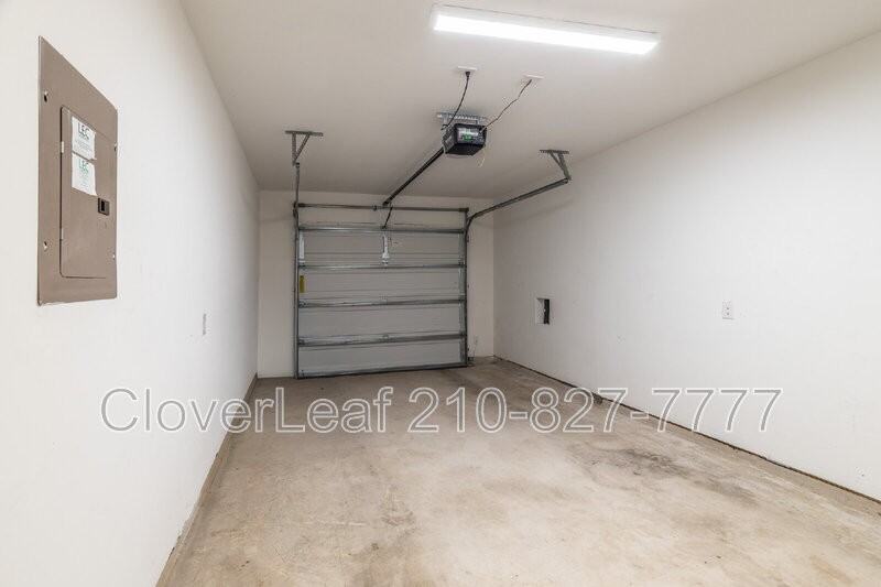 10939 Delight Grv - Photo 7 of 30