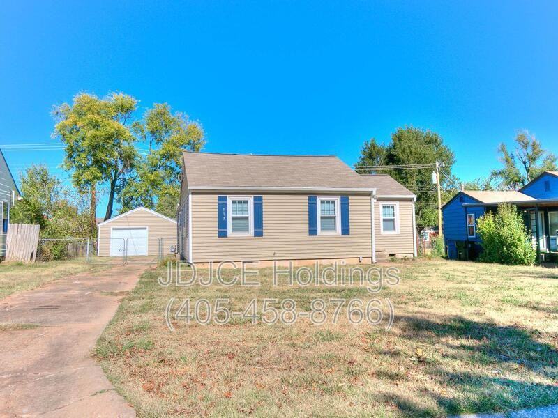 513 E Northrup Dr - Photo 3 of 23