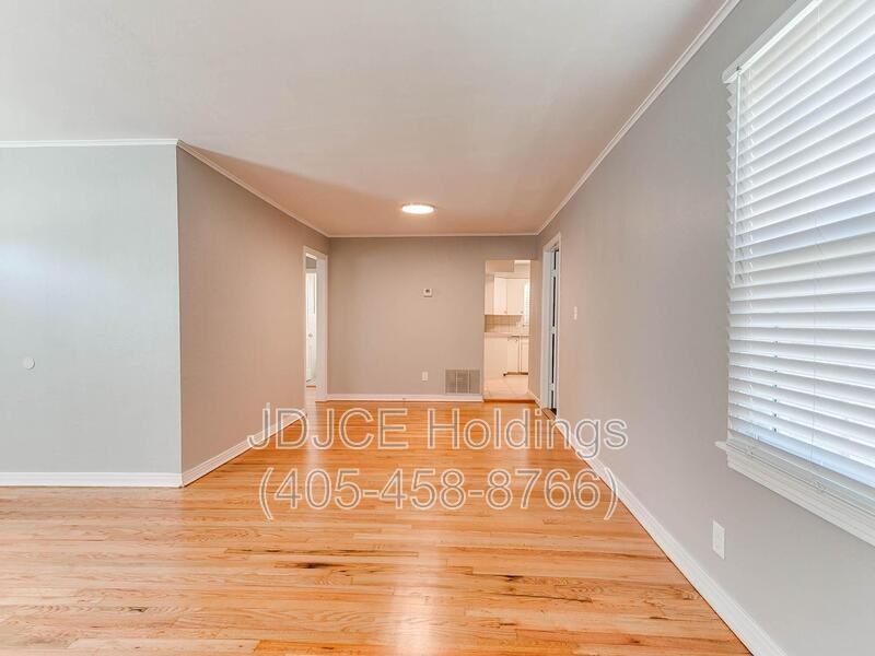 513 E Northrup Dr - Photo 5 of 23