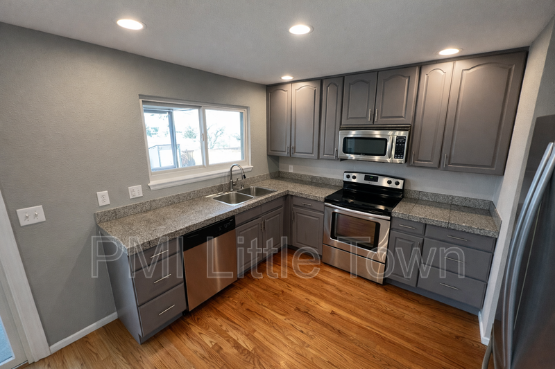 8975 S Coyote St - Photo 6 of 22