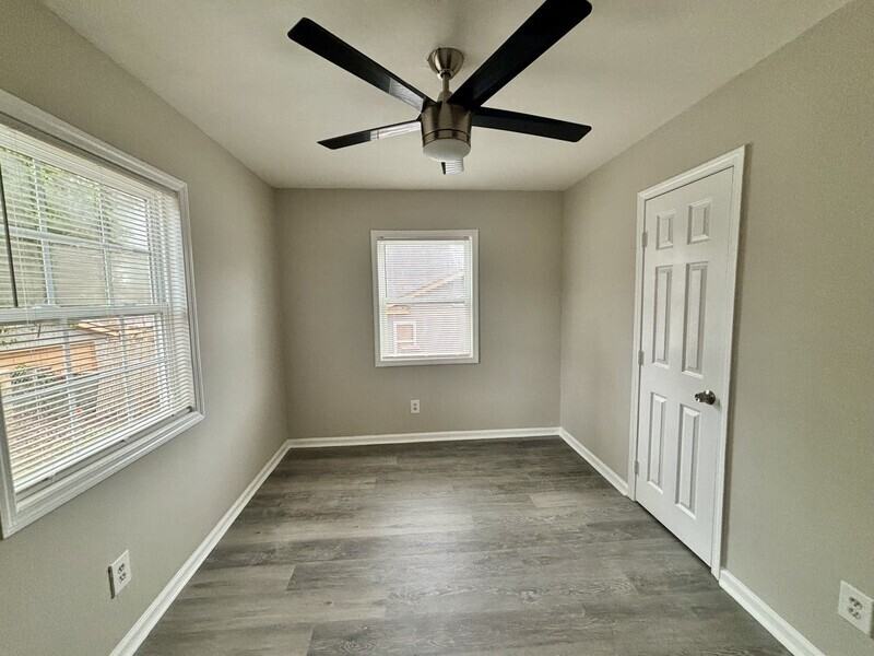 6161 Susan Ln - Photo 6 of 15