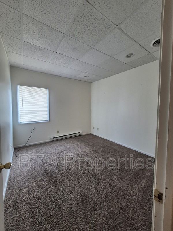 5917 W Plank Rd - Photo 7 of 12