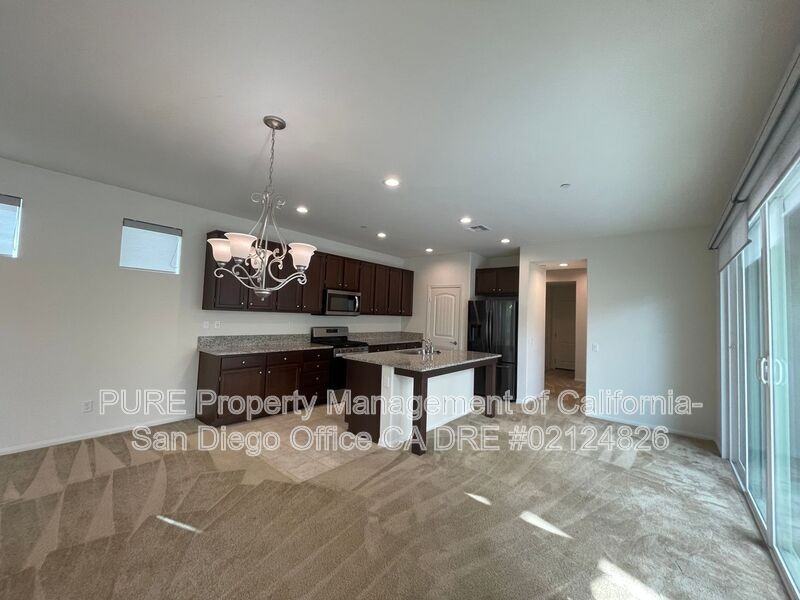 1321 Pershing Rd - Photo 4 of 40