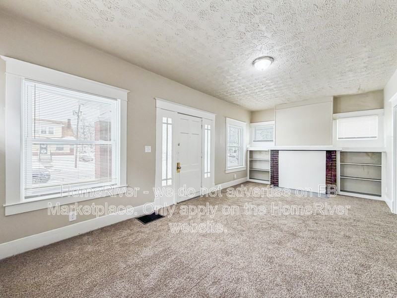 3922 River Park Dr - Photo 2 of 20