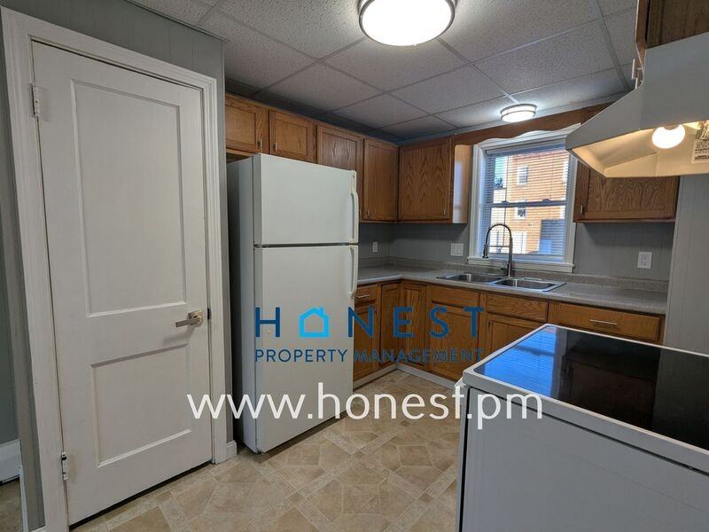 83 Kennedy Memorial Dr #1 - Photo 3 of 33