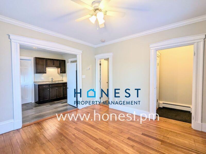 18 Warren St #1 - Photo 6 of 27