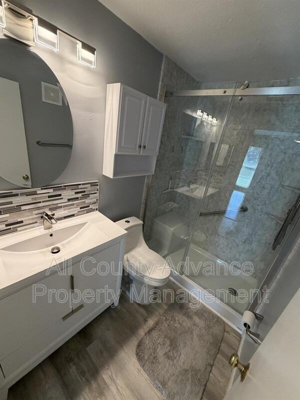 218 Dogwood Cir - Photo 7 of 13