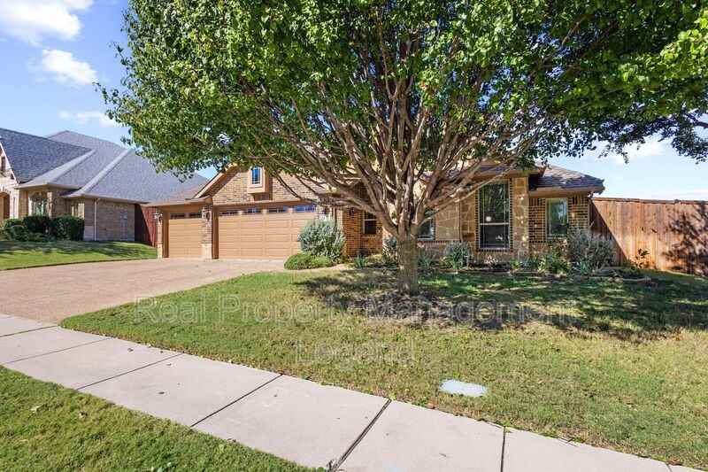 1451 Cedar Hollow Dr - Photo 3 of 45