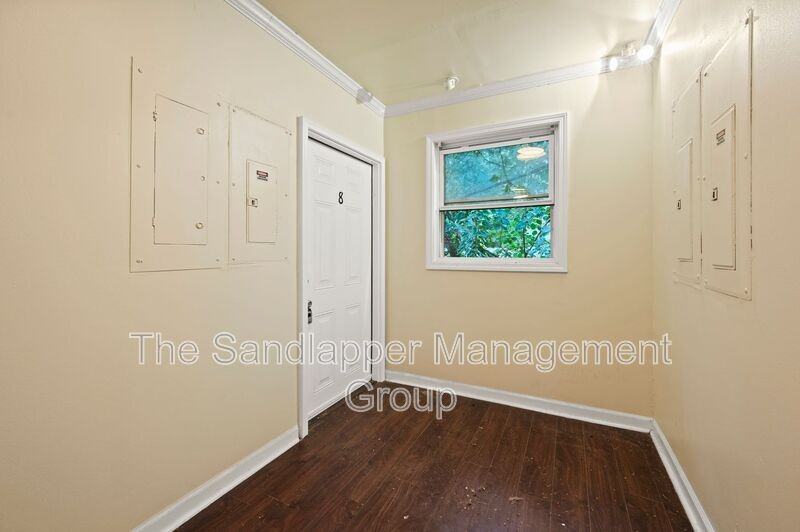 4133 Saint Johns Ave - Photo 2 of 10