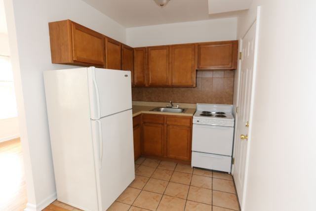 4509 N Malden St #3A - Photo 3 of 19