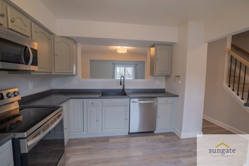 5 Grandee Ct - Photo 5 of 33