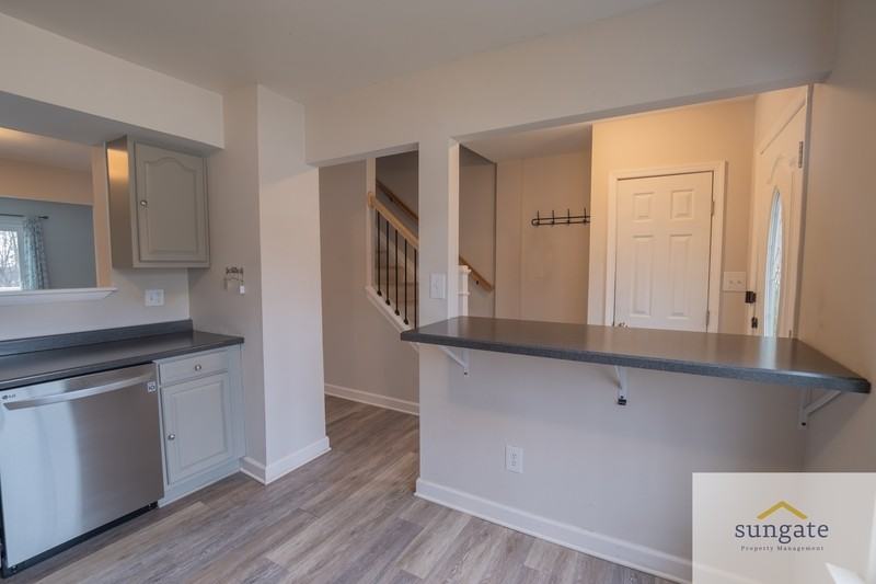 5 Grandee Ct - Photo 6 of 33