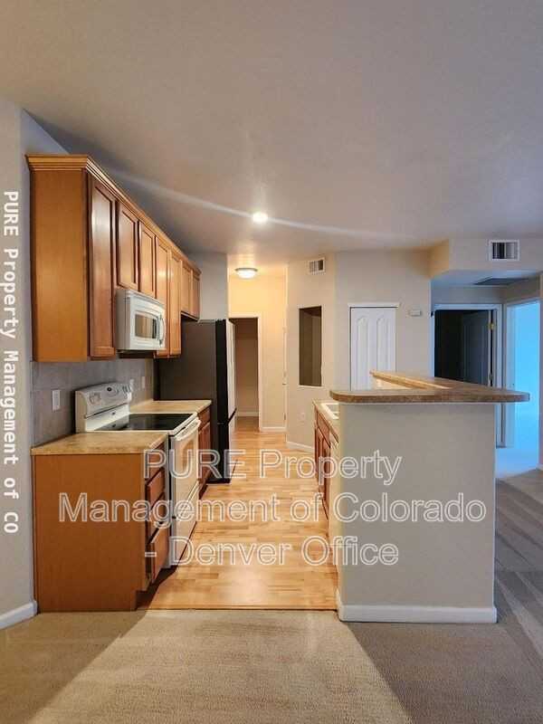 5534 Lewis St #103 - Photo 7 of 18