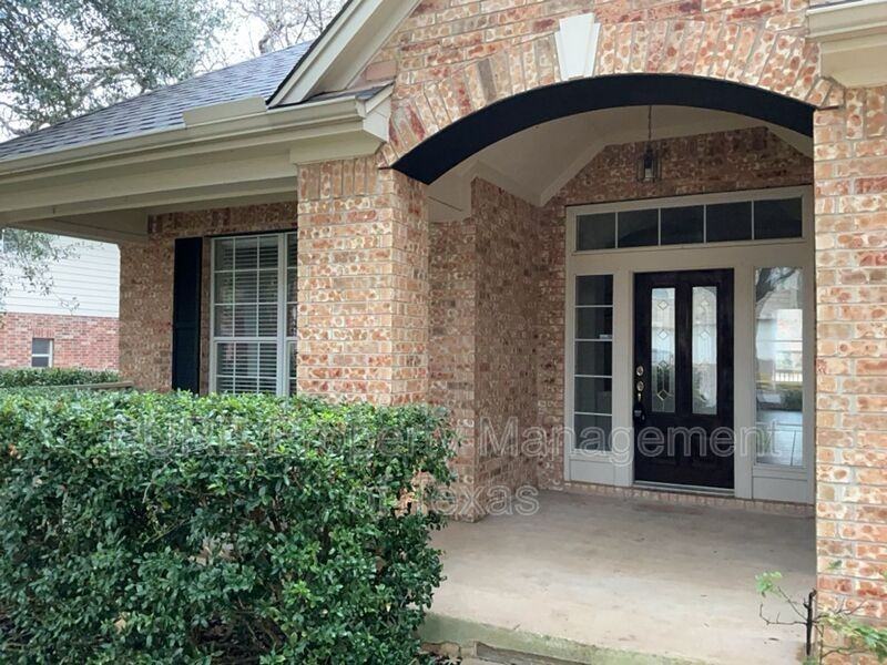 2013 Inverness Dr - Photo 2 of 28