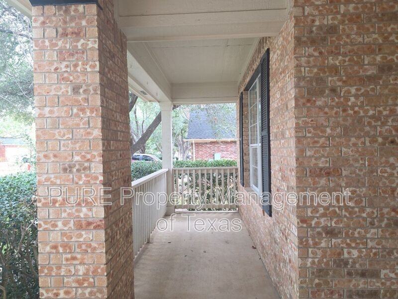 2013 Inverness Dr - Photo 3 of 28